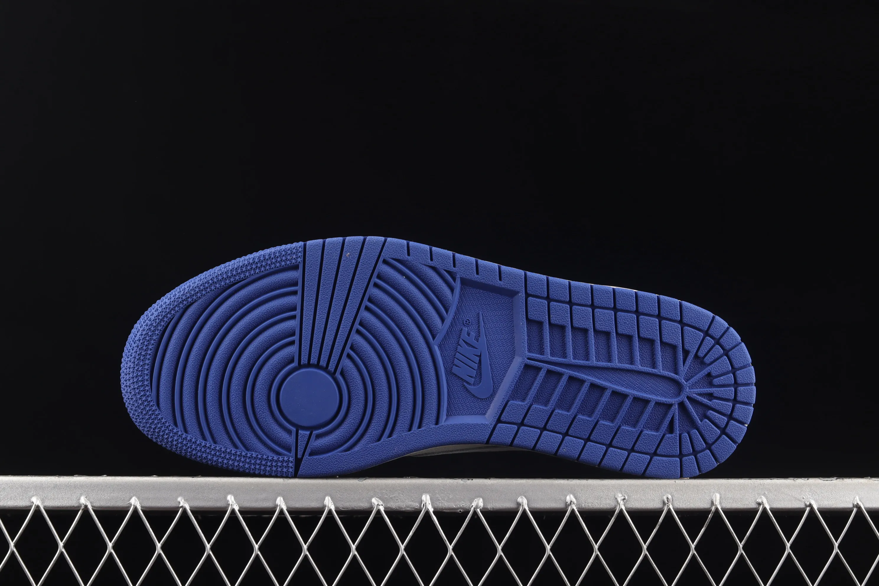 All categories Air Jordan Jordan series basketball shoes Air Jordan 1 Low Travis Scott x Air Jordan 1 Low AJ1 Joe 1 white and blue inverted low-top cultural sneakers DM7866-166